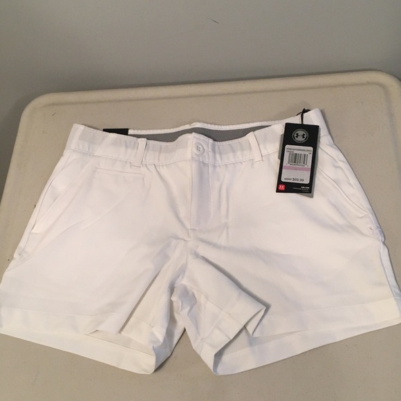 NEW Women’s 4” Golf Shorts Size 6 by UNDER ARMOUR - Picture 1 of 5